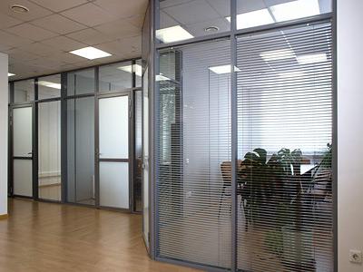 Офисные перегородки в Казани: функционально и просто